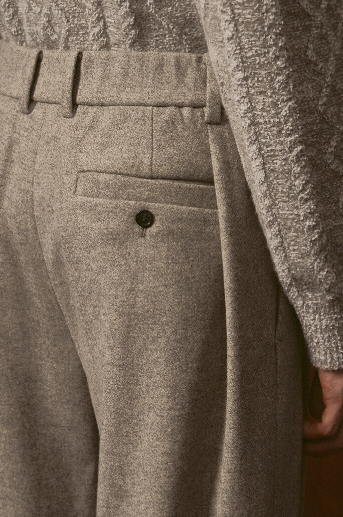 Wool Two-Tuck Wide Pants
