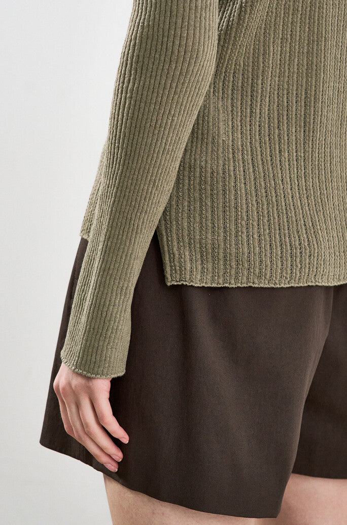 Linen-Blend High-Neck Buttoned Knit Top