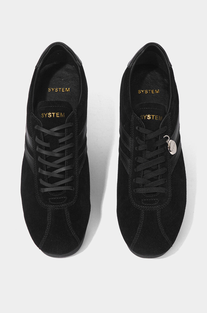 Stride Sneakers