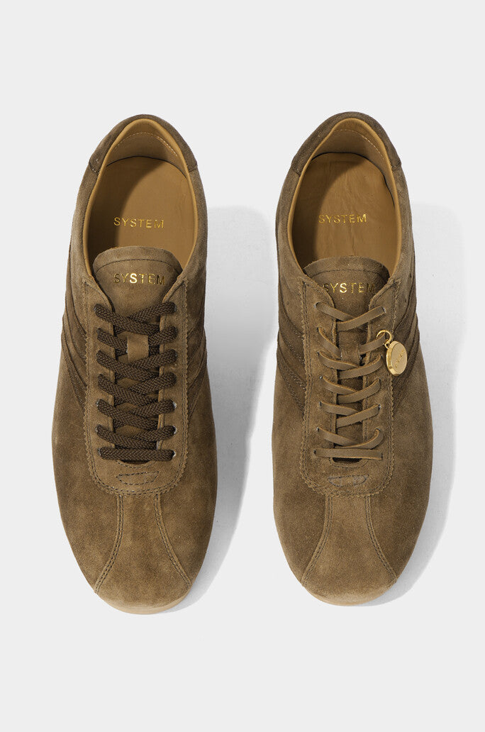 Stride Sneakers
