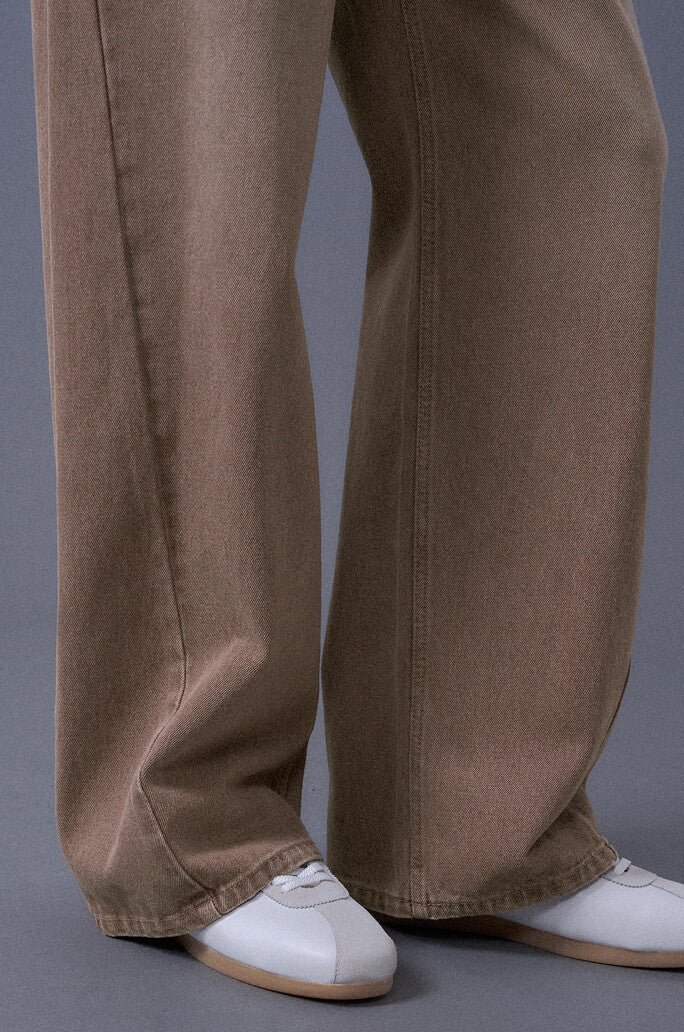 Twisted Side Seam Denim Pants