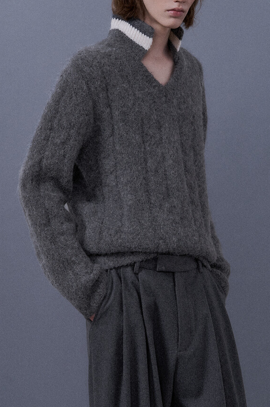 Color Knitted V Neck Top