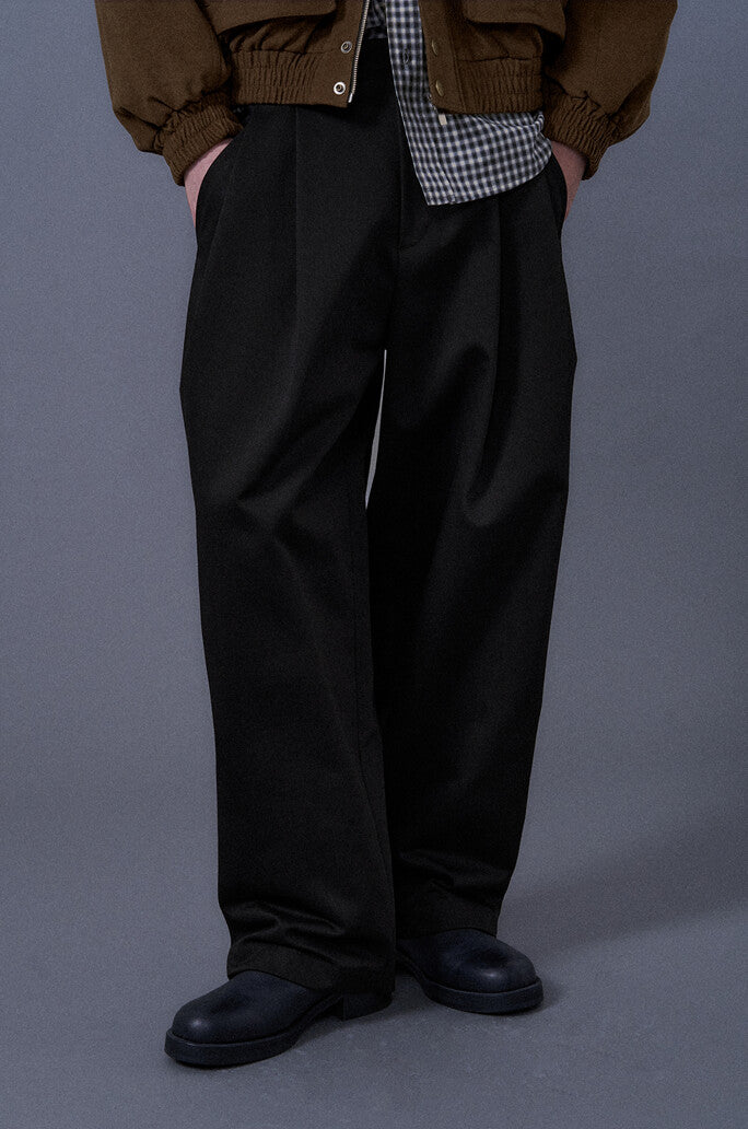 Two Tuck Cotton Pants