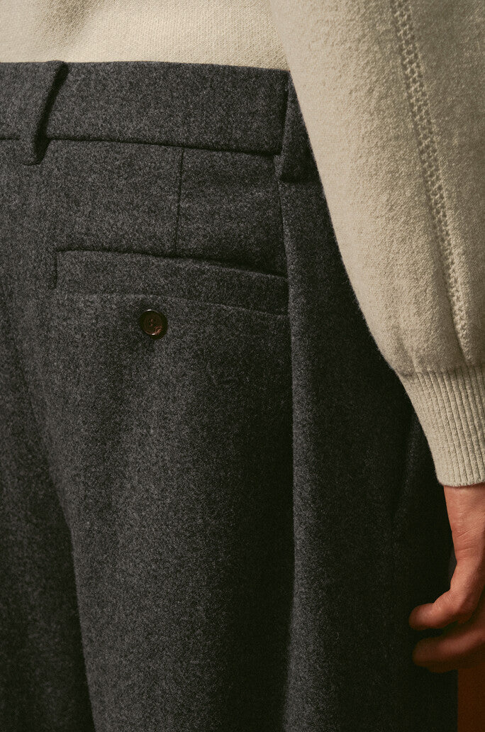 Wool Two-Tuck Wide Pants