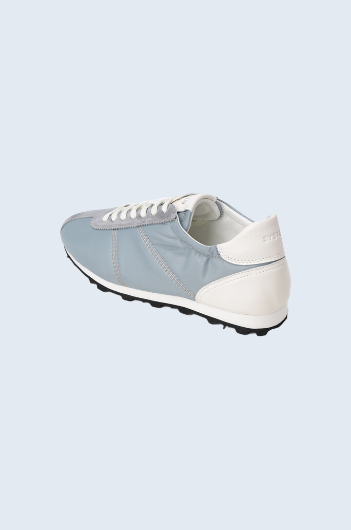 1990 Sneakers