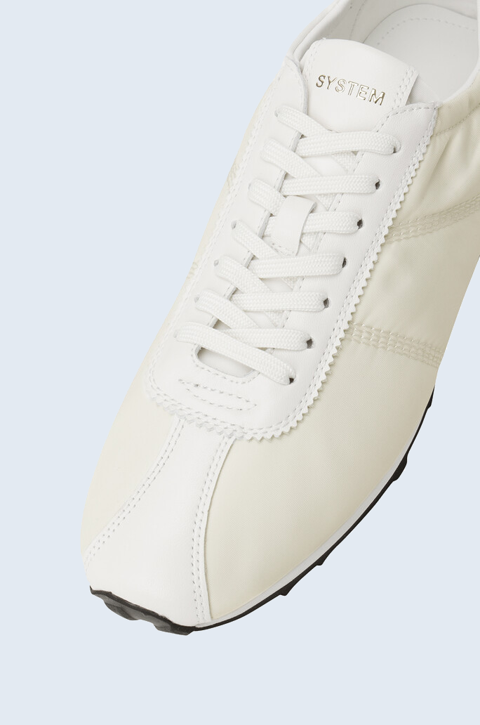 1990 Sneakers for Women