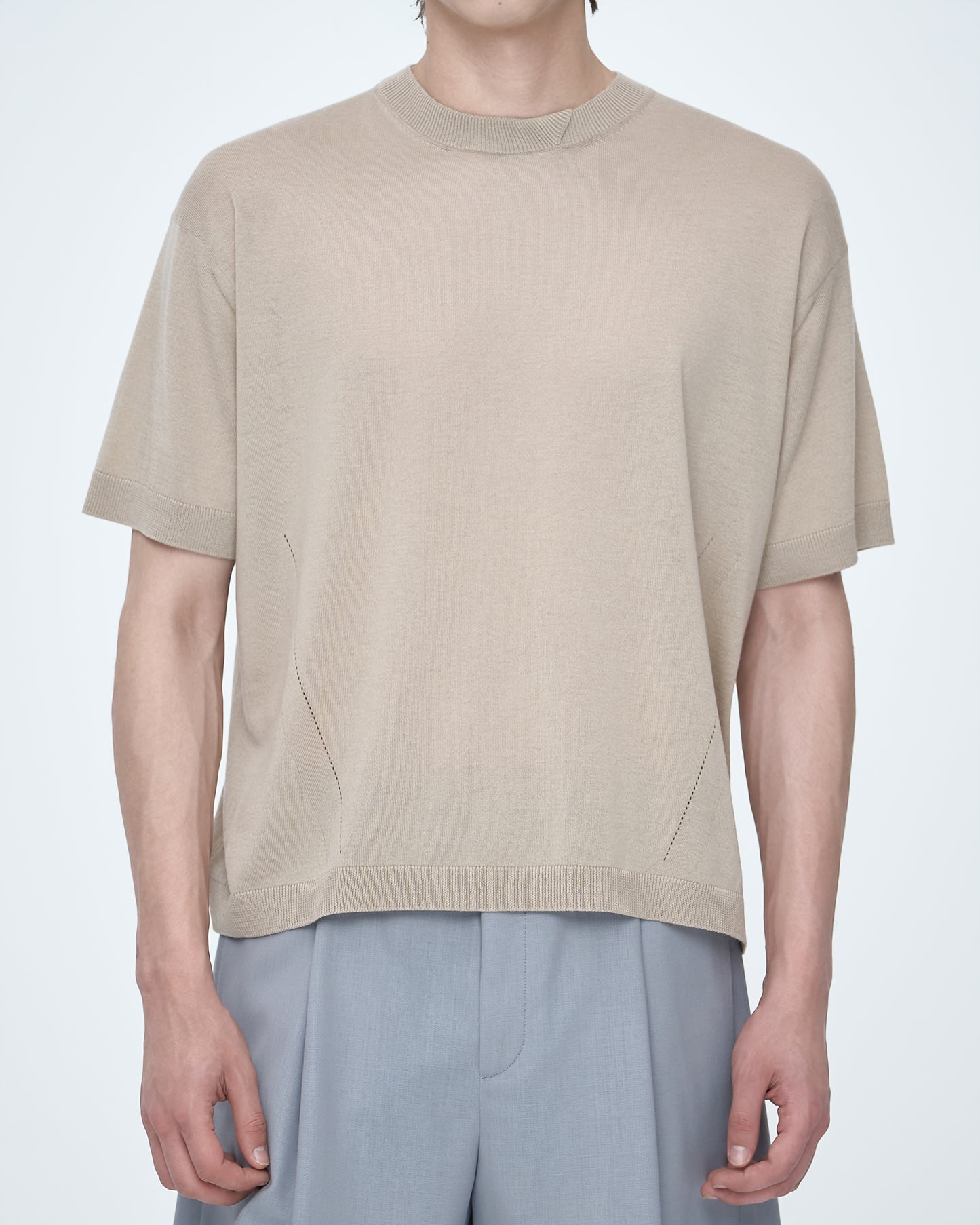 Round Slip Short Sleeves Knit Top
