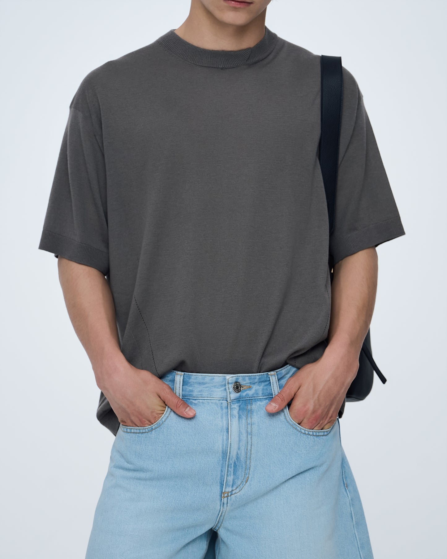 Round Slip Short Sleeves Knit Top