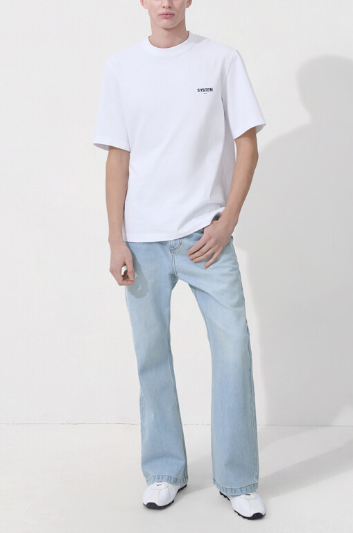 T-Shirt With “Flying Fabric” Logo