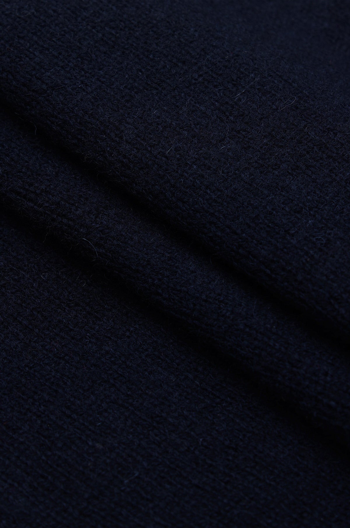 CASHMERE-BLEND KNIT SCARF