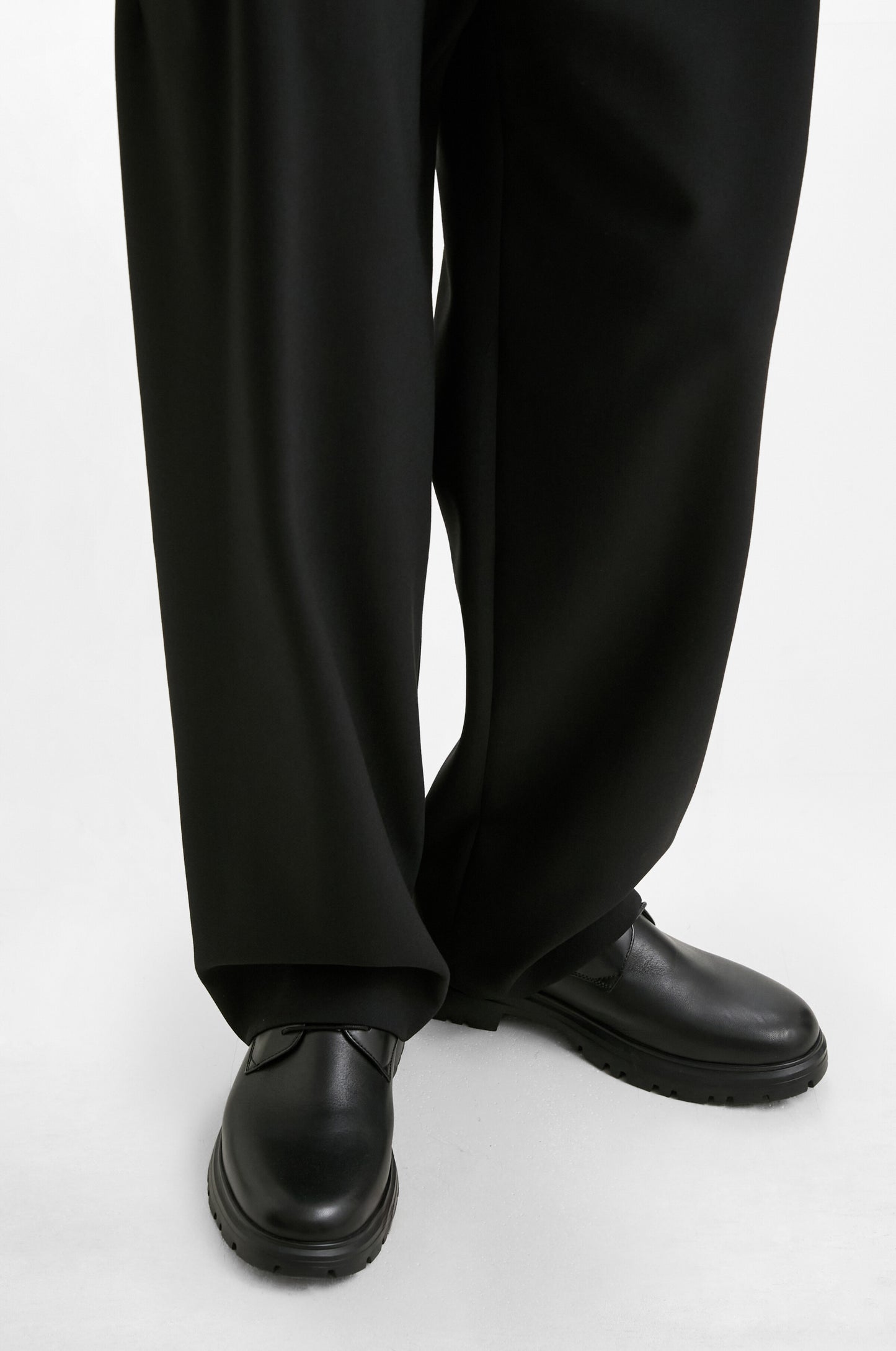 LEATHER DERBY SHOES