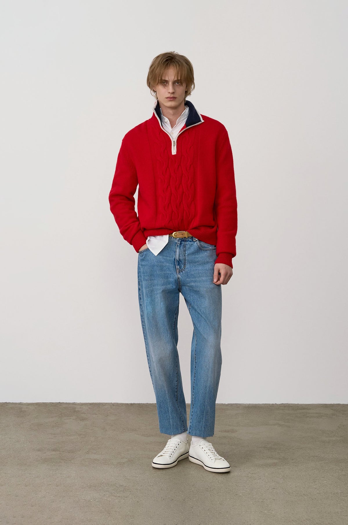 CARROT DENIM PANTS