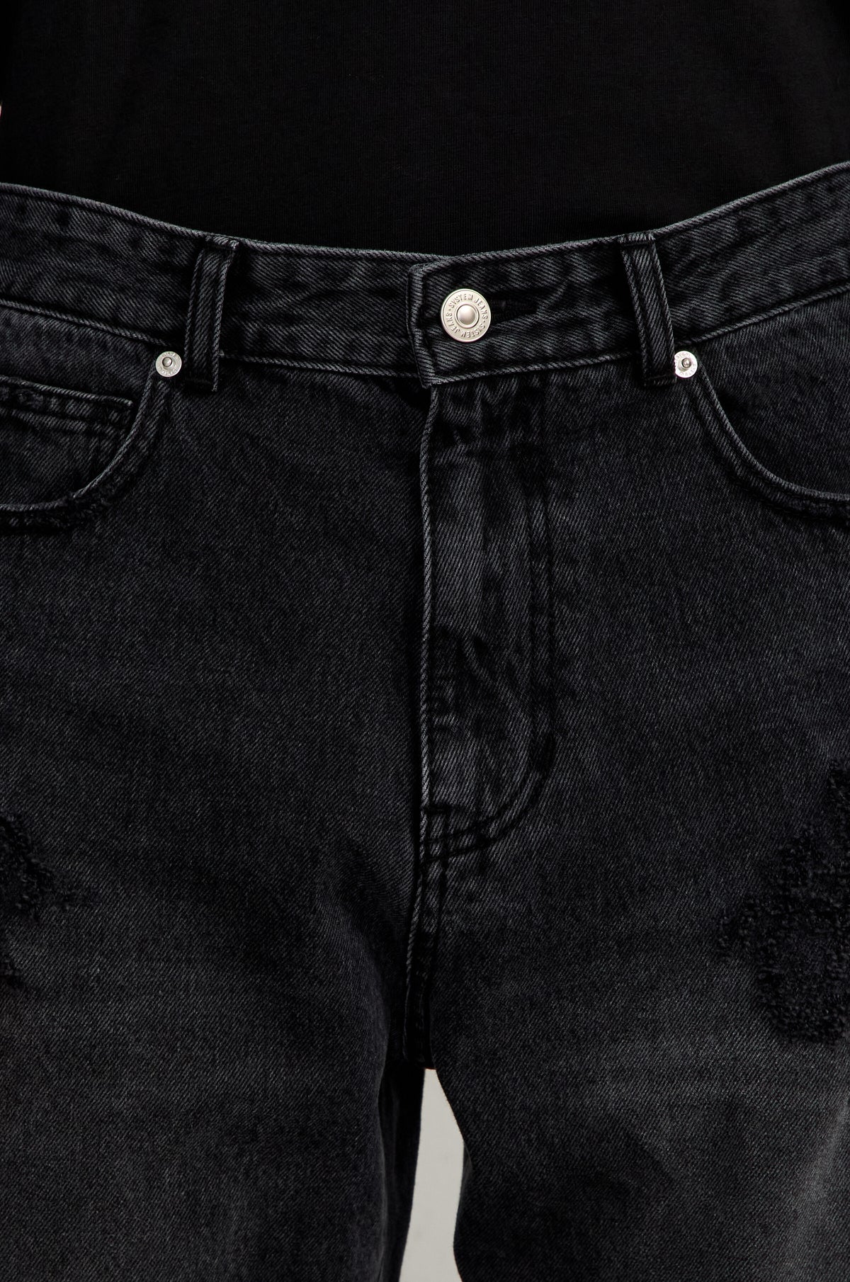 DISTRESSED STRAIGHT DENIM PANTS