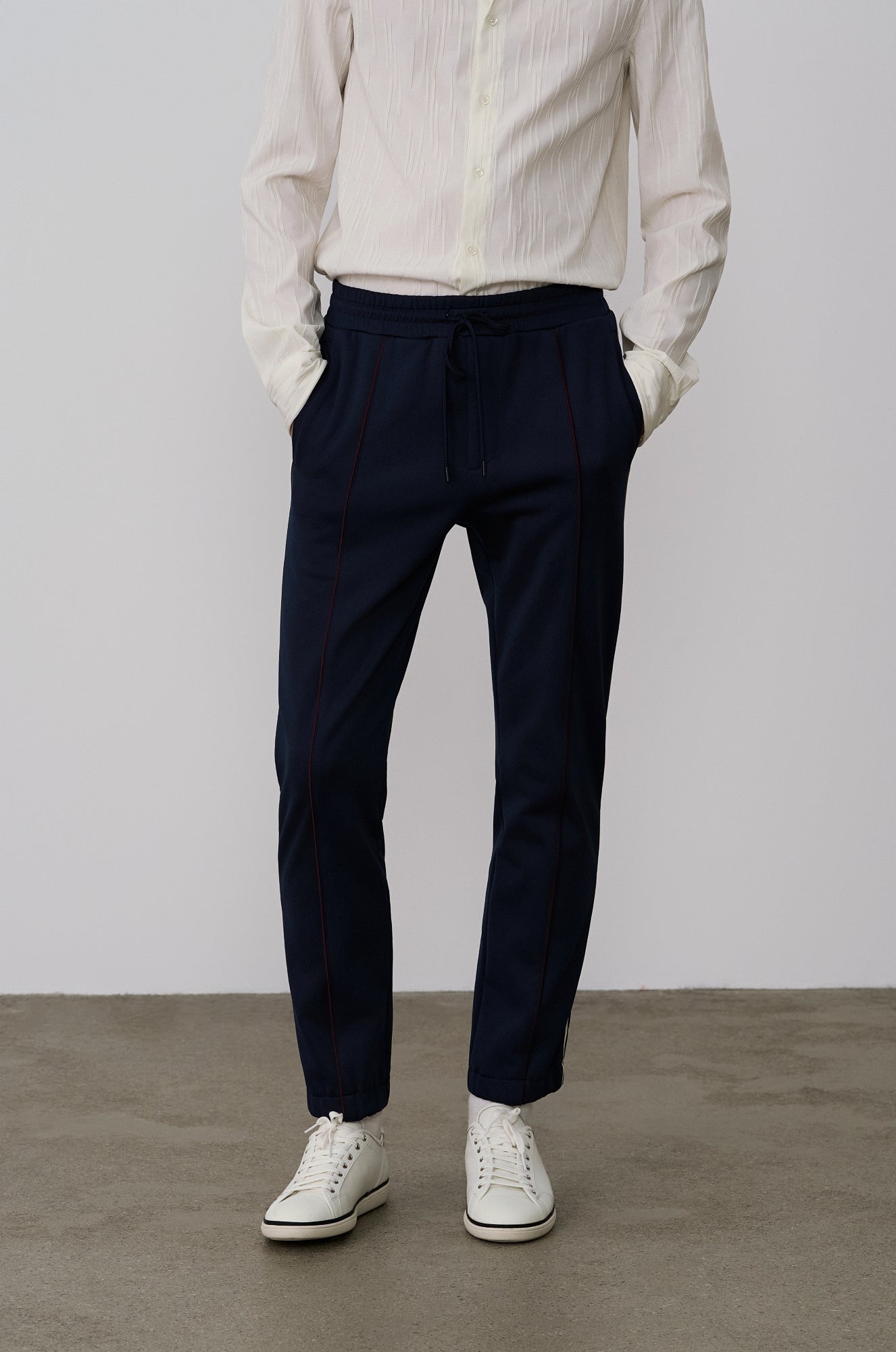 TRACK PANTS