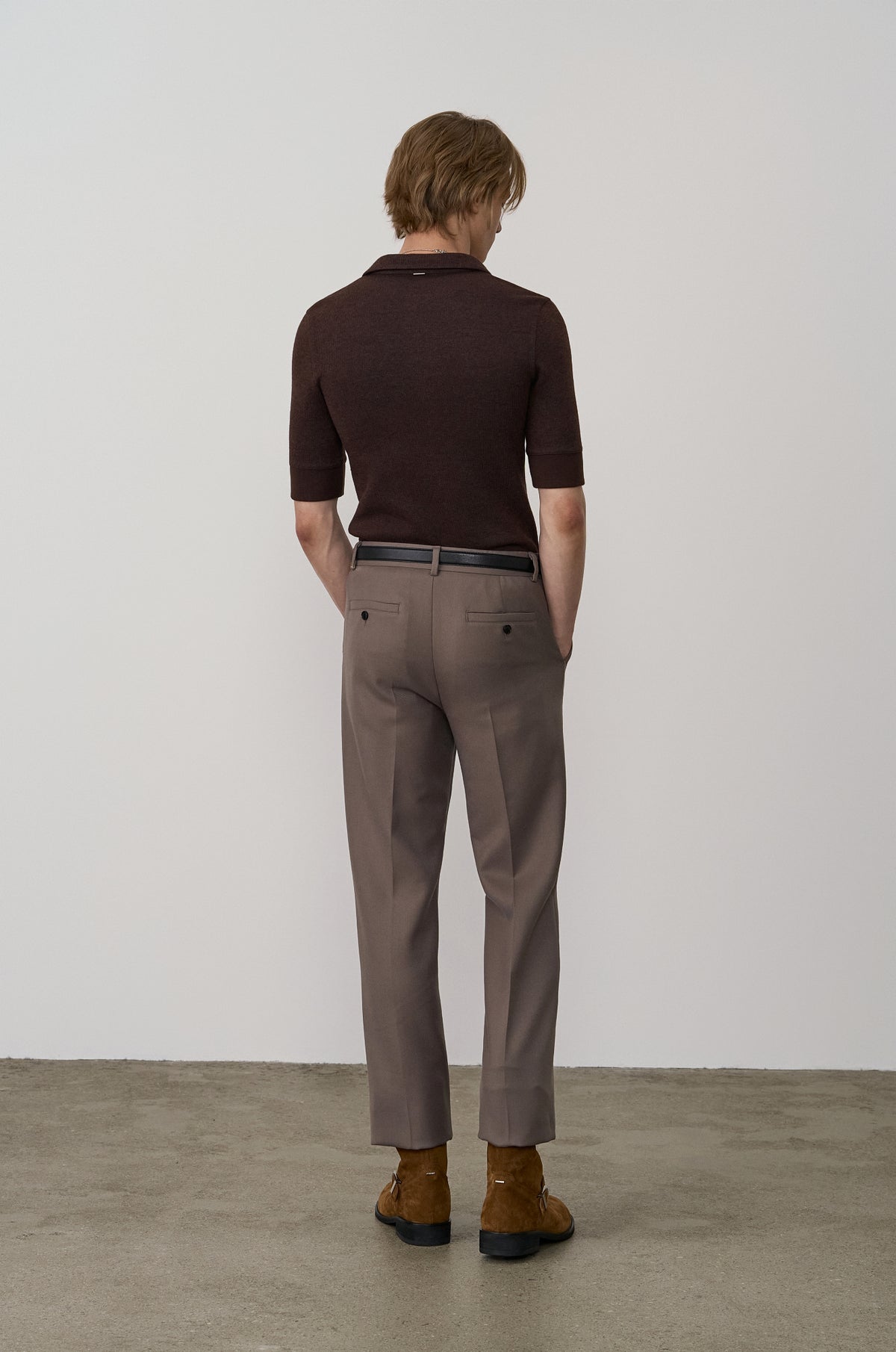 LOOSE STRAIGHT PANTS