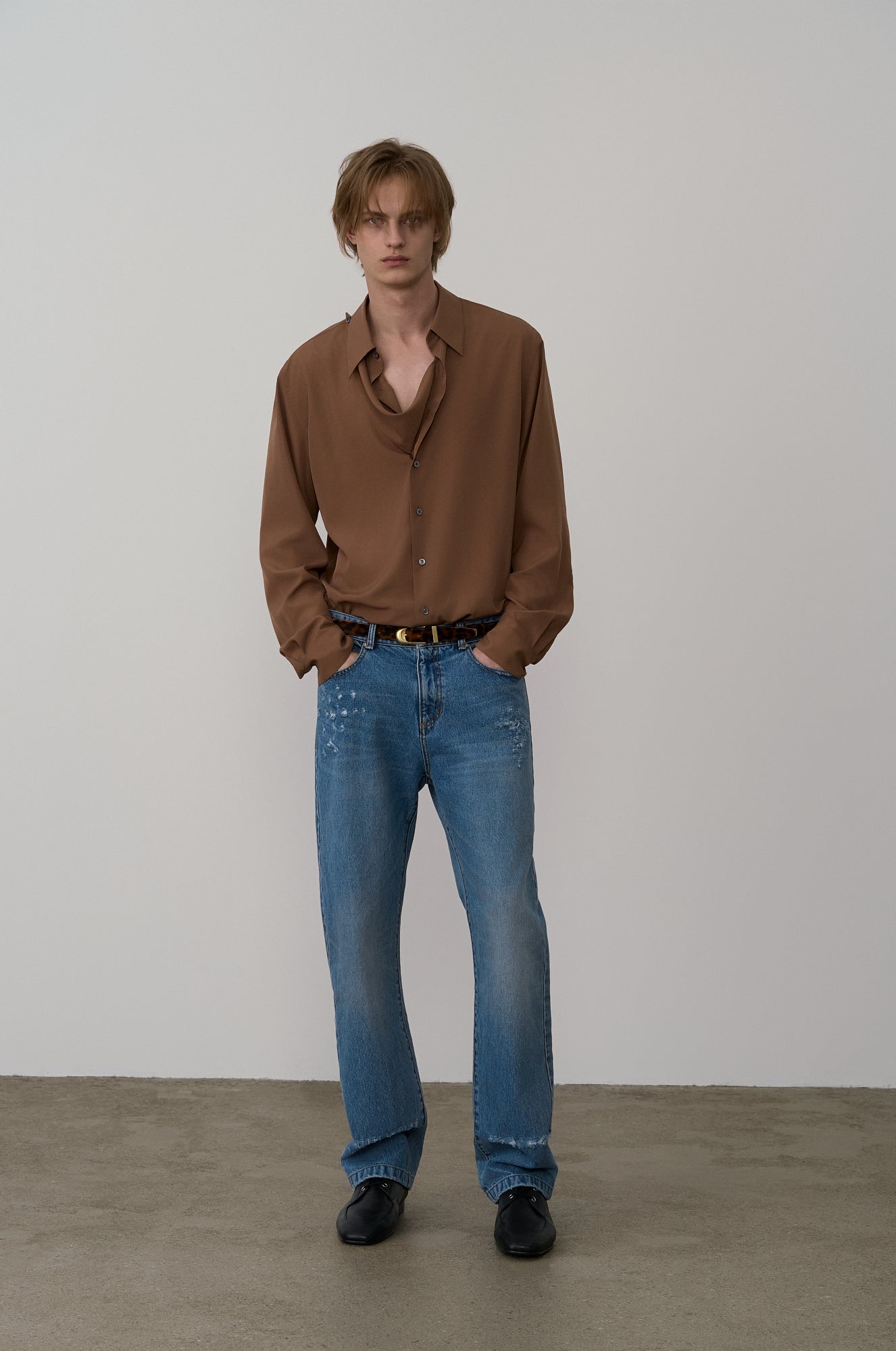 TRIANGULAR-PANEL SHIRT