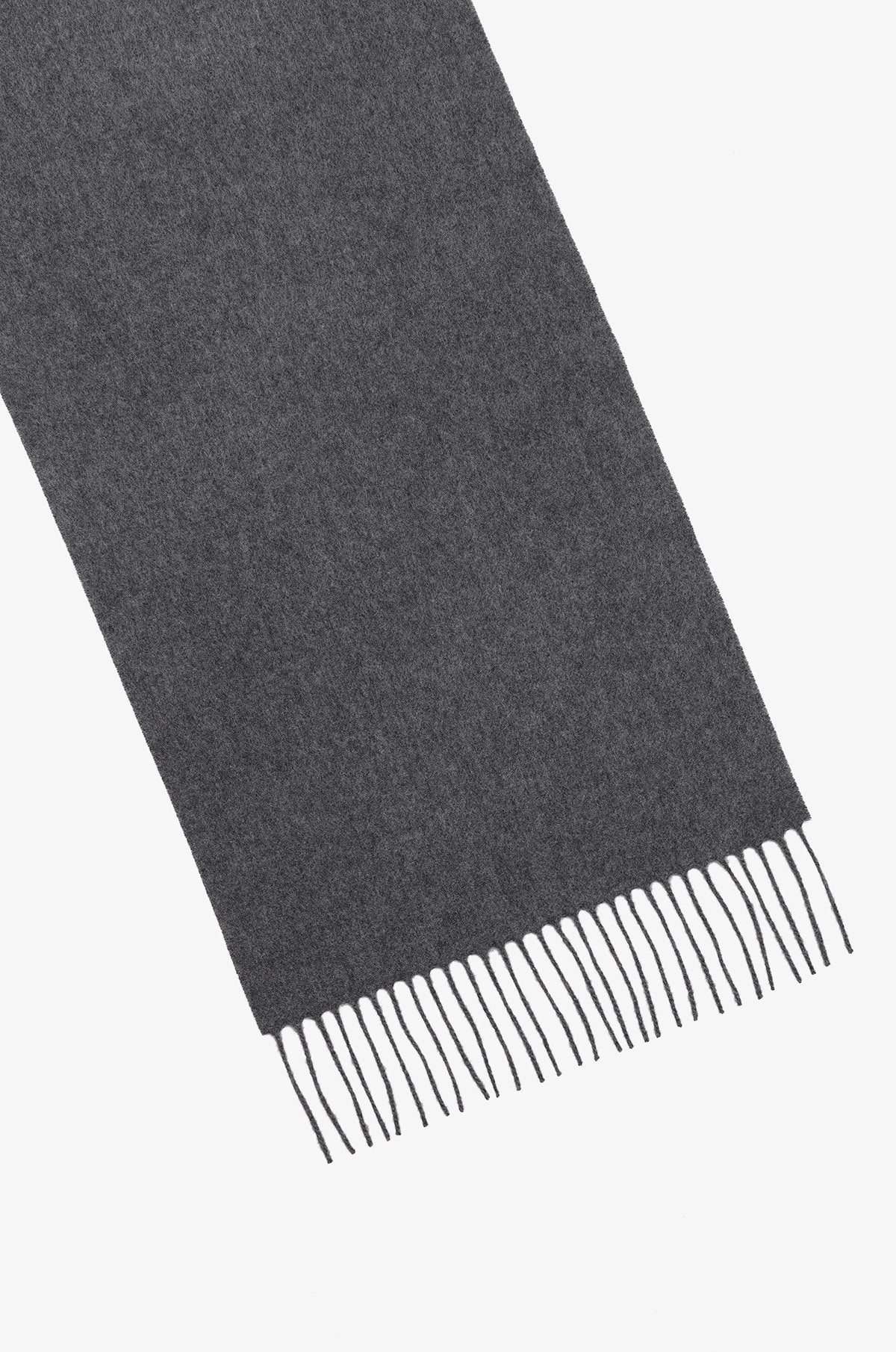 CASHMERE FRINGE SCARF