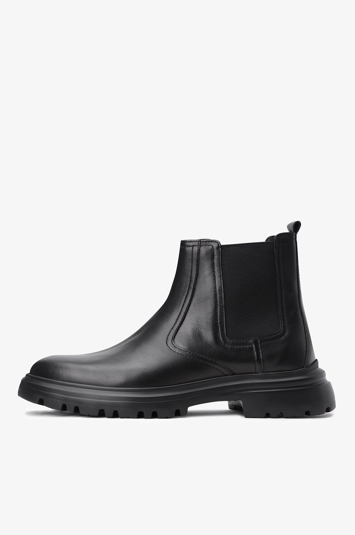 LEATHER PLATFORM CHELSEA BOOTS