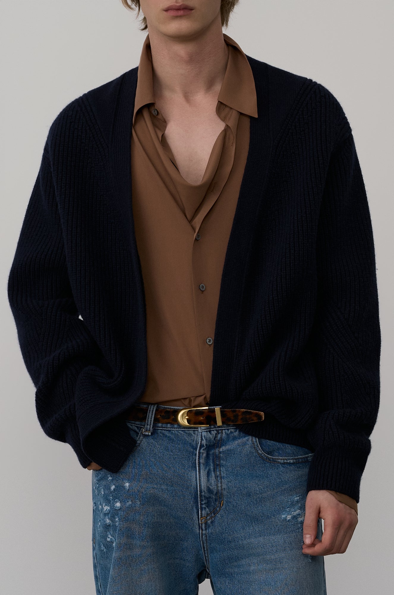WOOL KNIT CARDIGAN