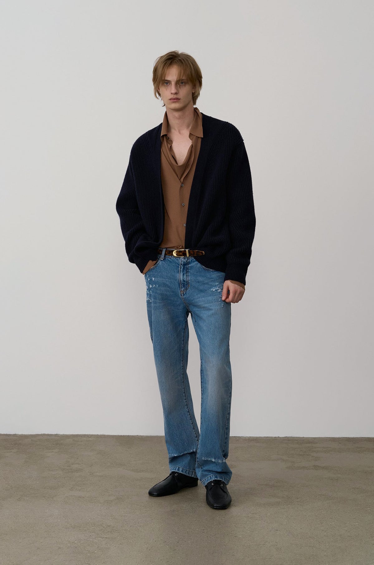 WOOL KNIT CARDIGAN