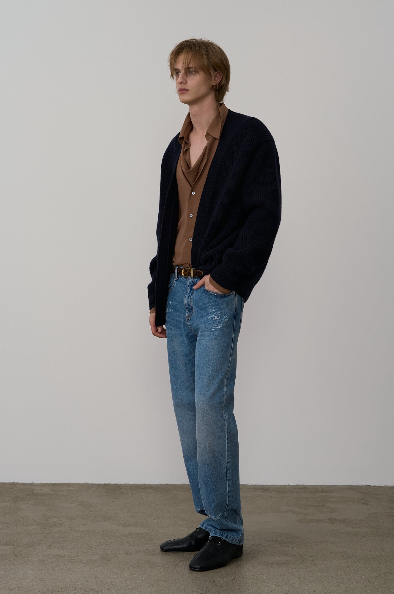 WOOL KNIT CARDIGAN