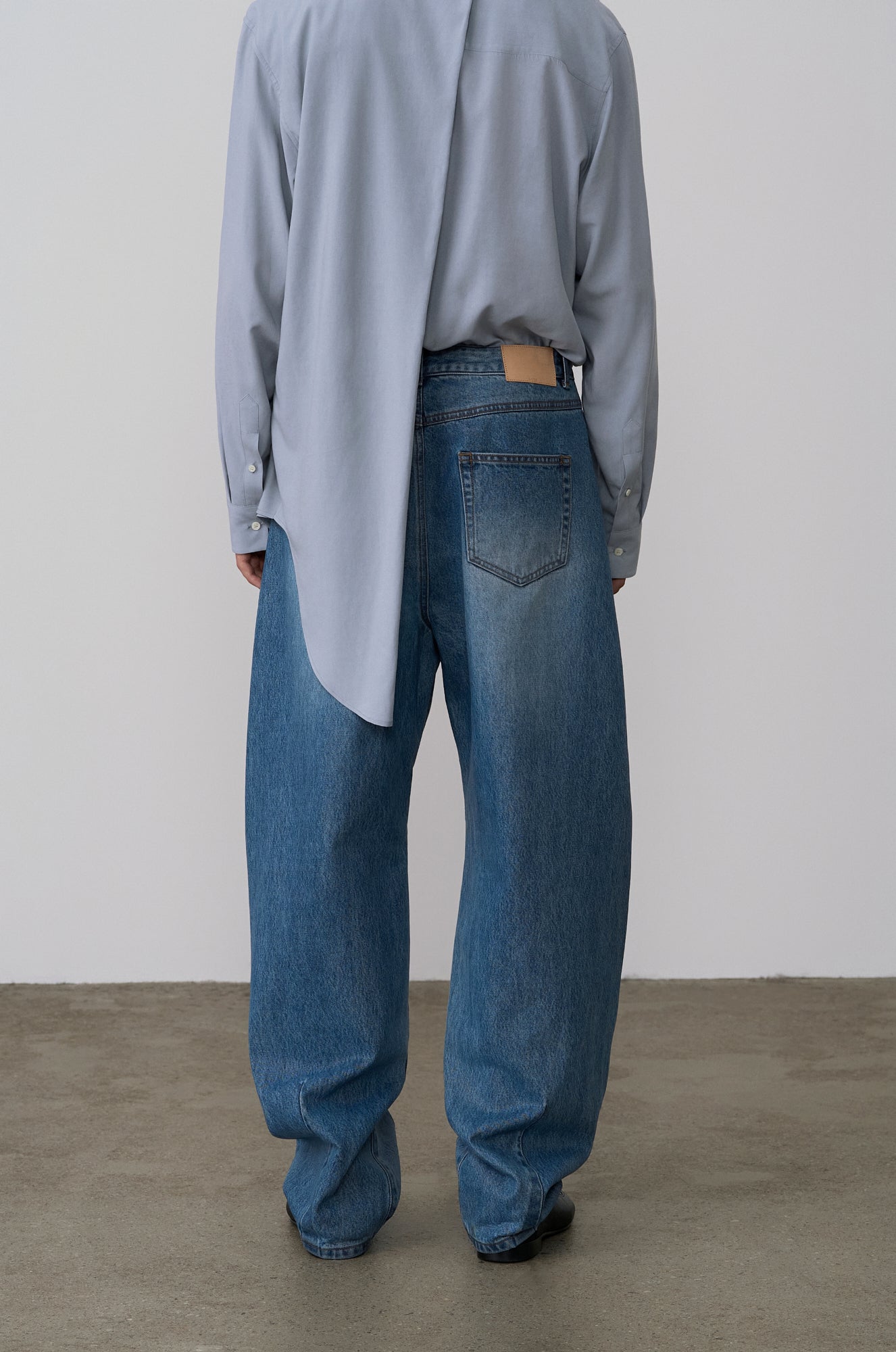 COATED BAGGY DENIM PANTS