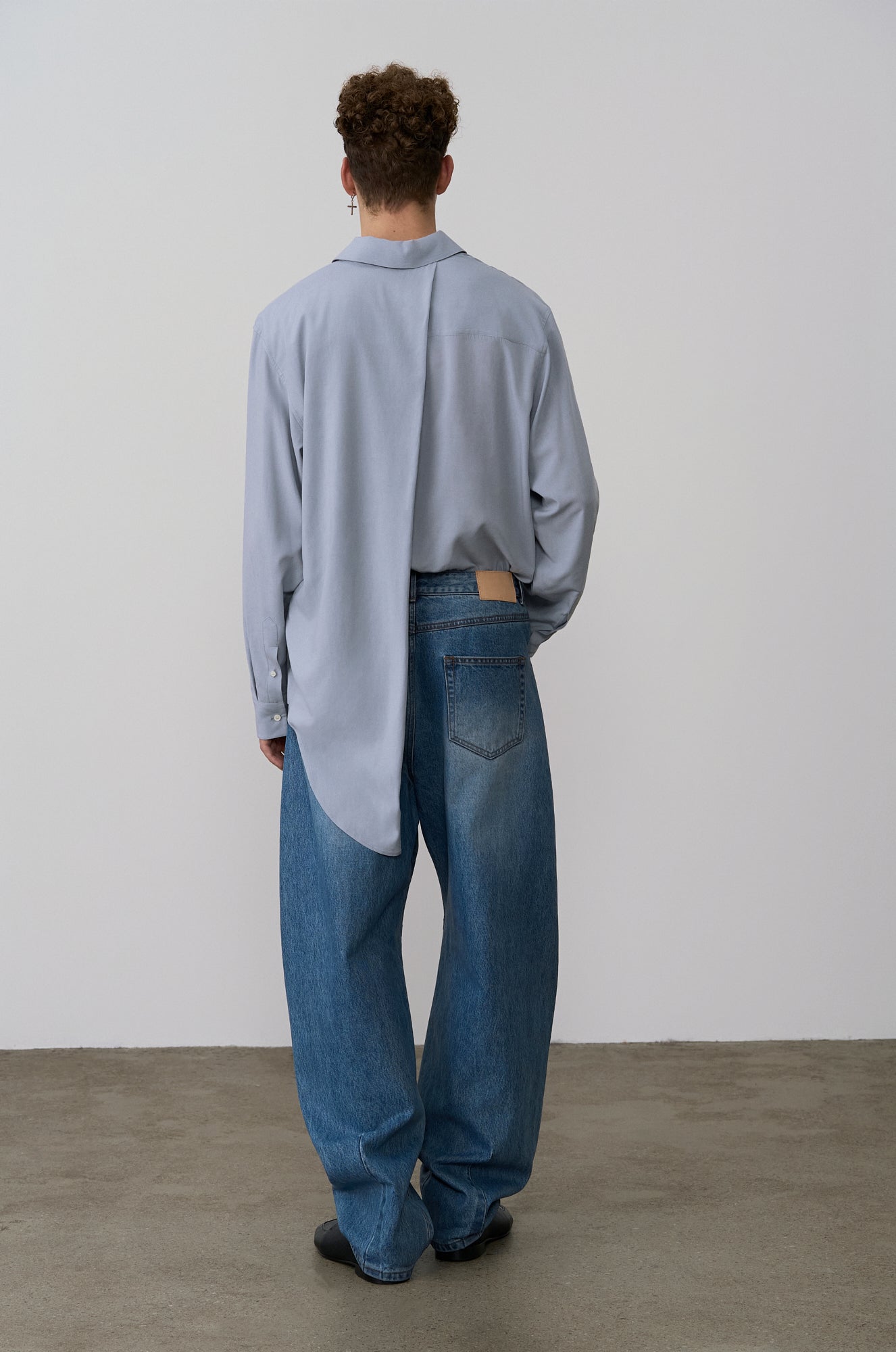 COATED BAGGY DENIM PANTS