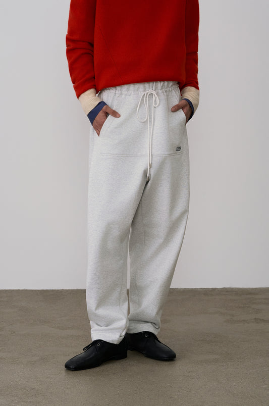 POCKET-DETAILED JOGGER PANTS
