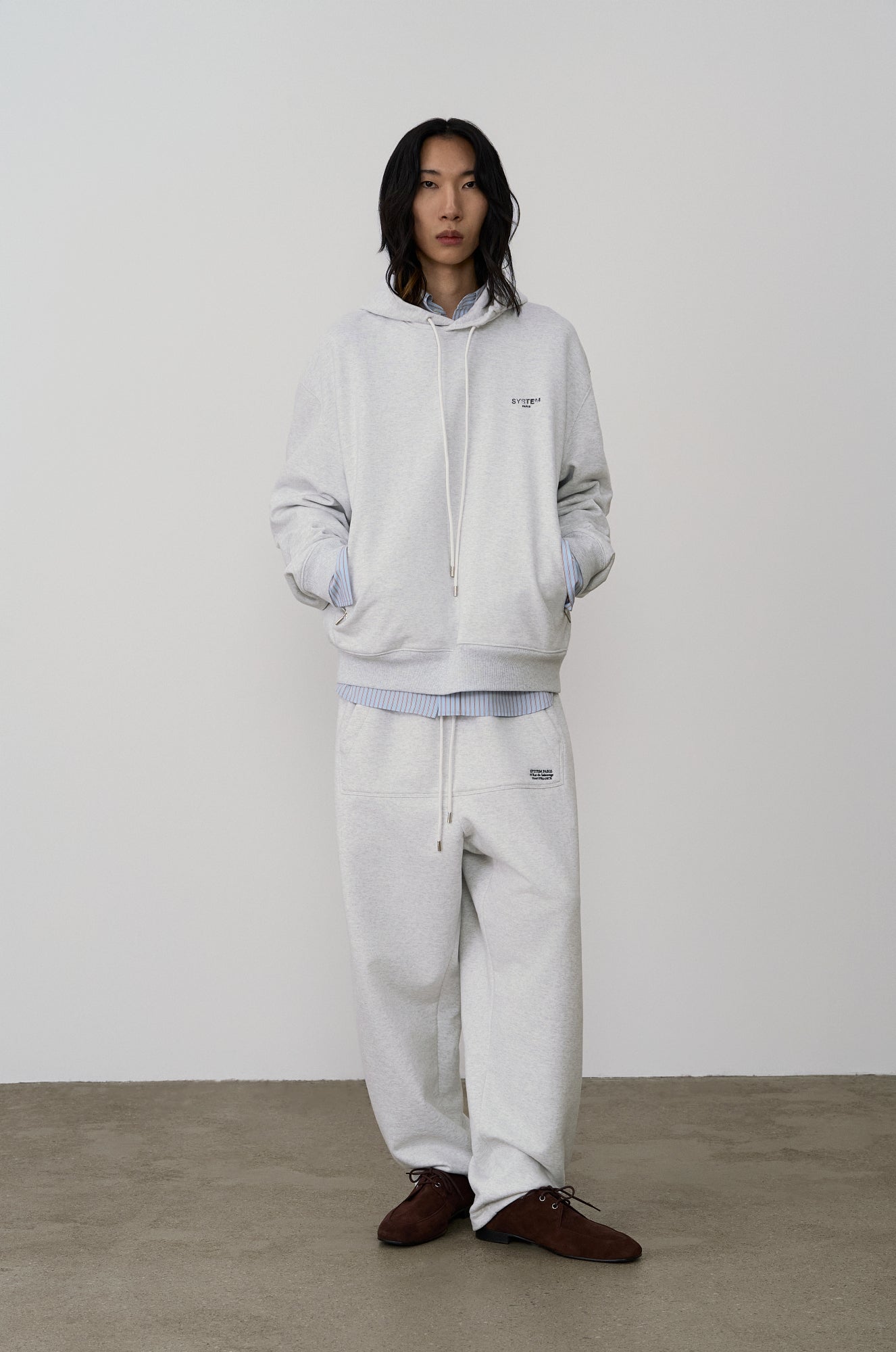 BACK LOGO HOODIE SWEATSHIRT