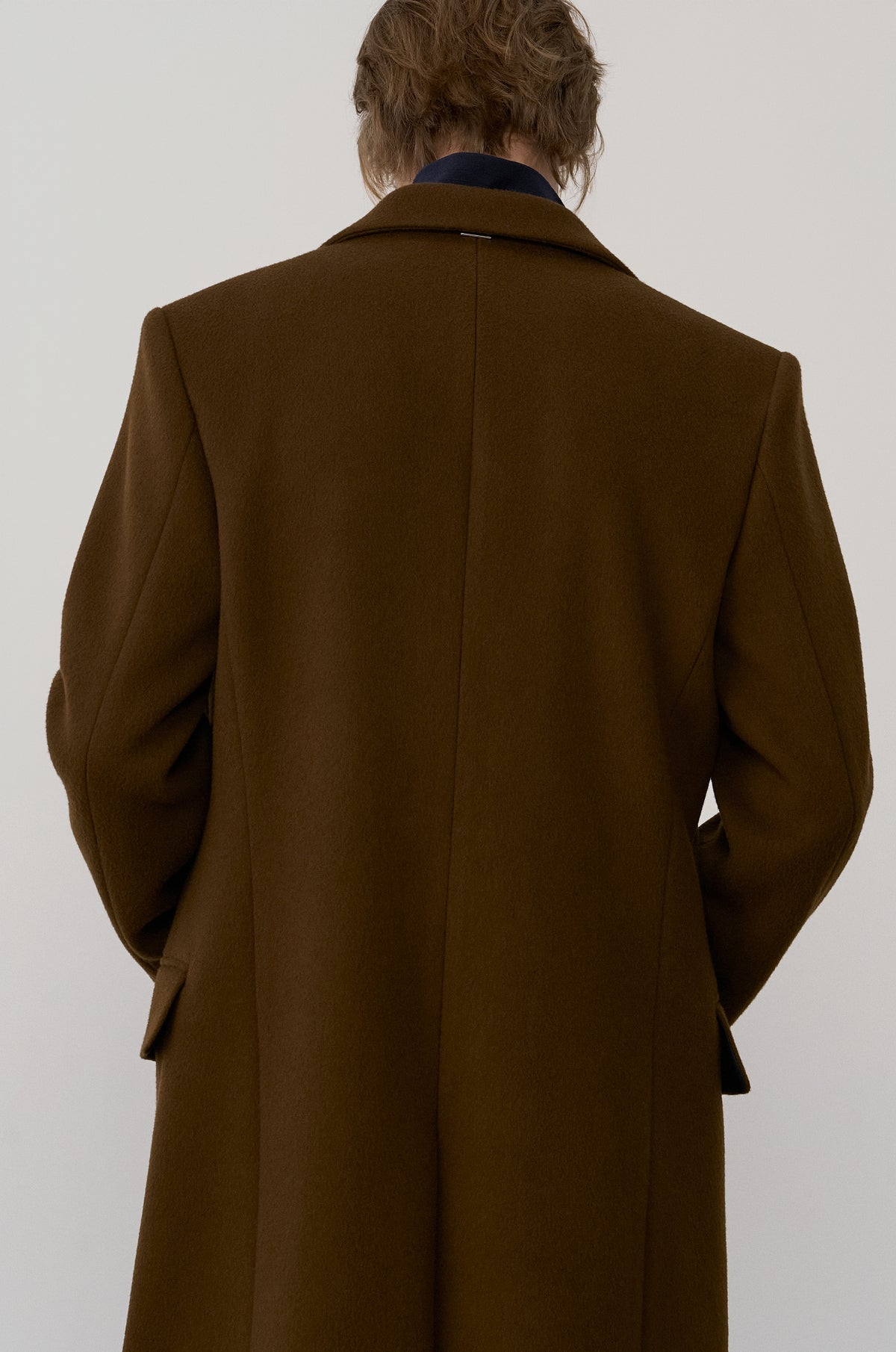 SINGLE-BREASTED 3-BUTTON COAT