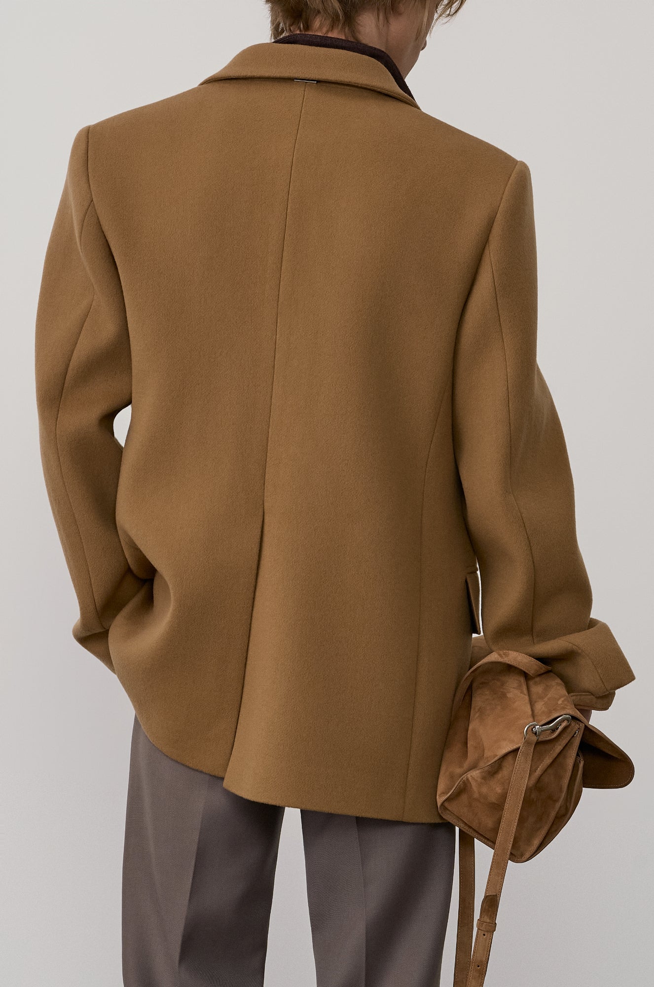 DOUBLE-BREASTED JACKET