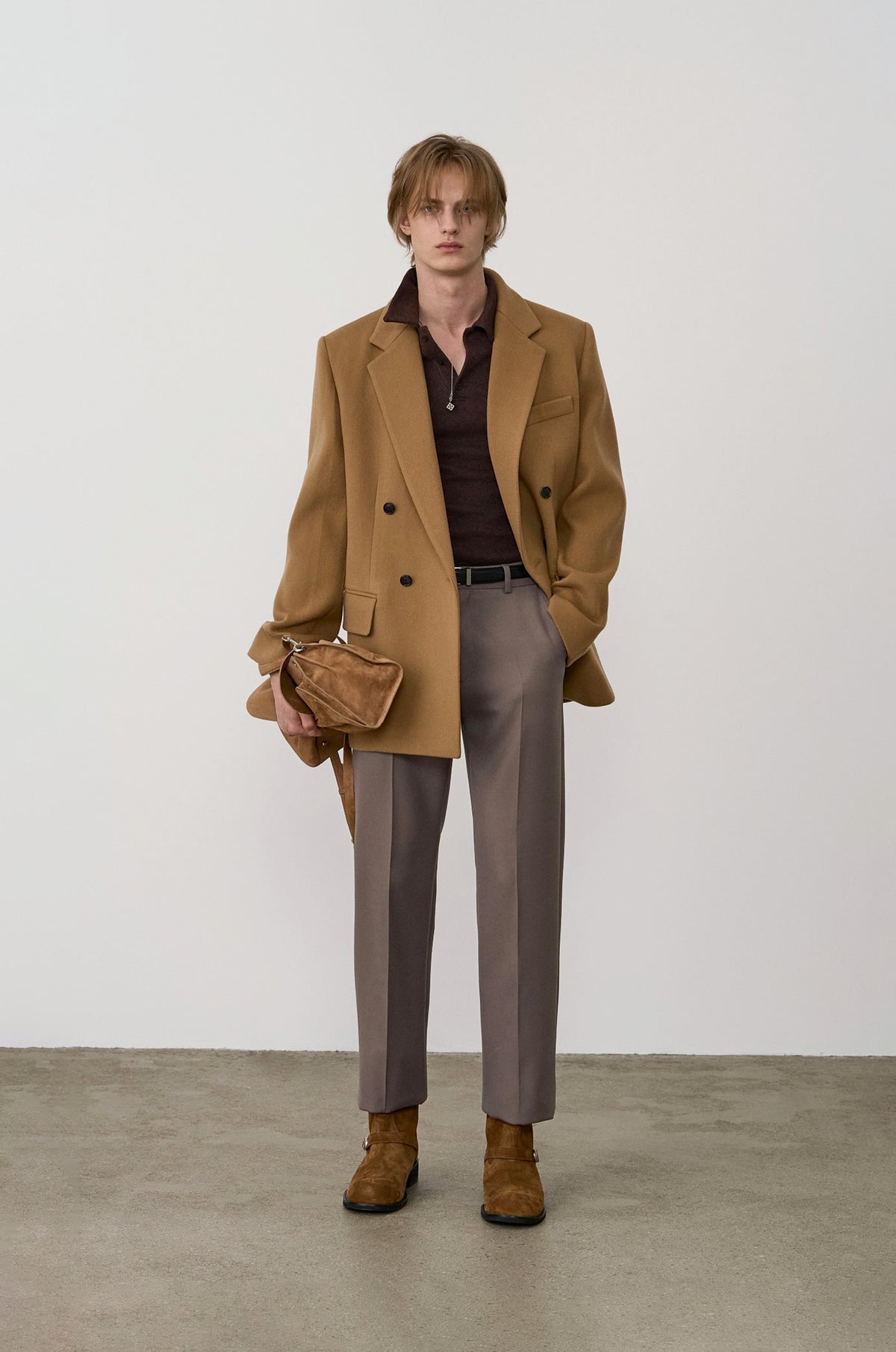 DOUBLE-BREASTED JACKET