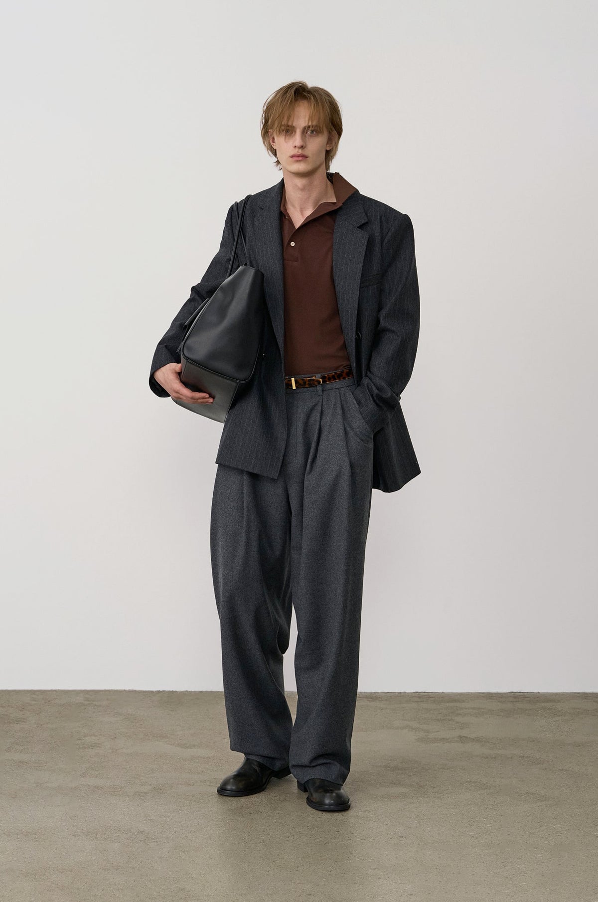 DOUBLE-BREASTED JACKET