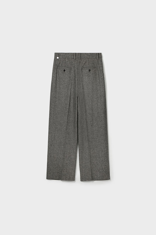 TEXTURED WOOL DOUBLE TUCKED WIDE PANTS
