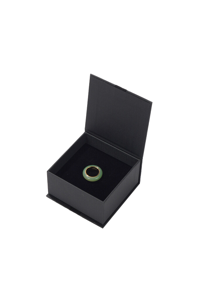 Formica Ring