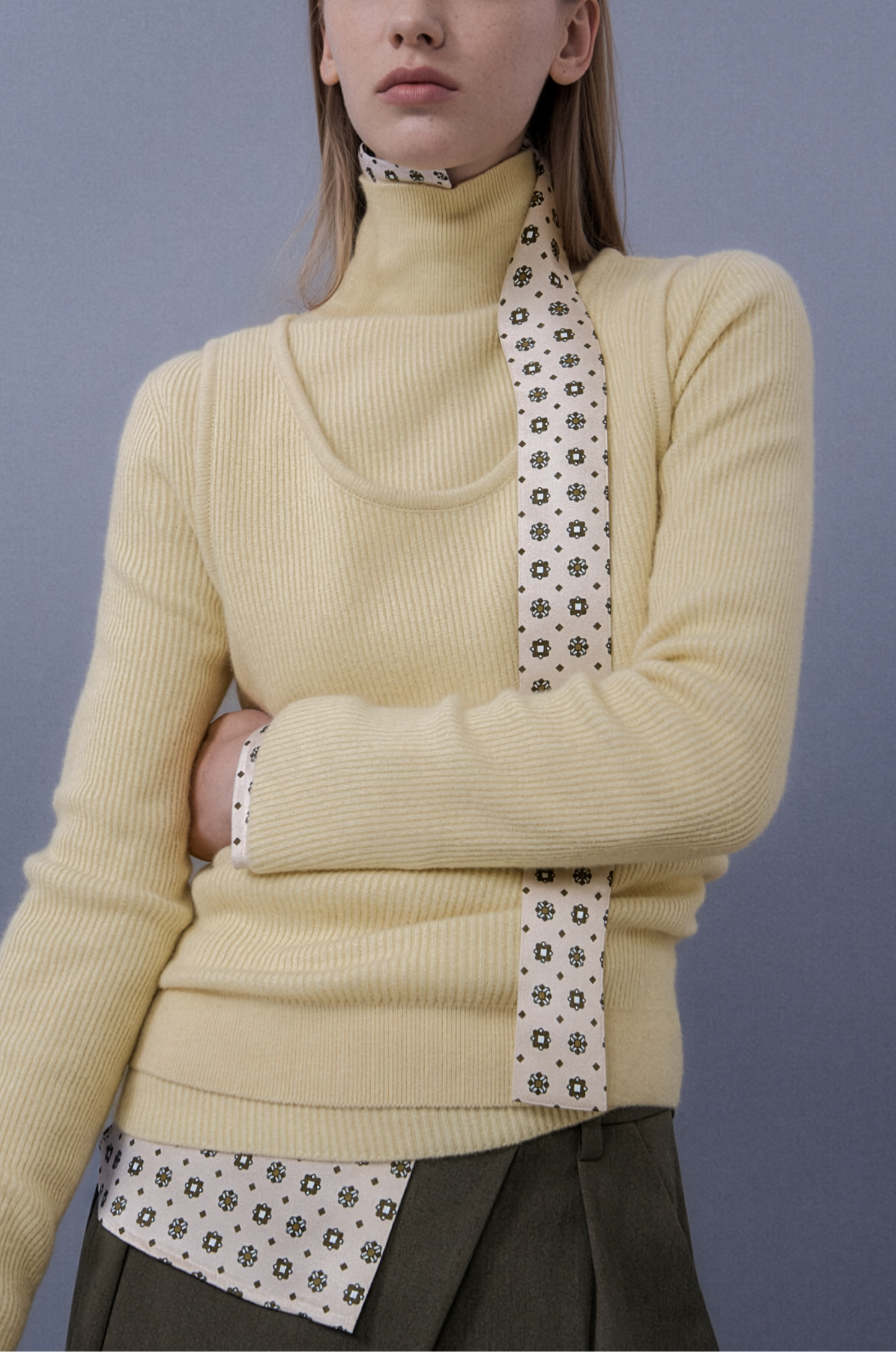 Whole-Garment Knit Top With Vest