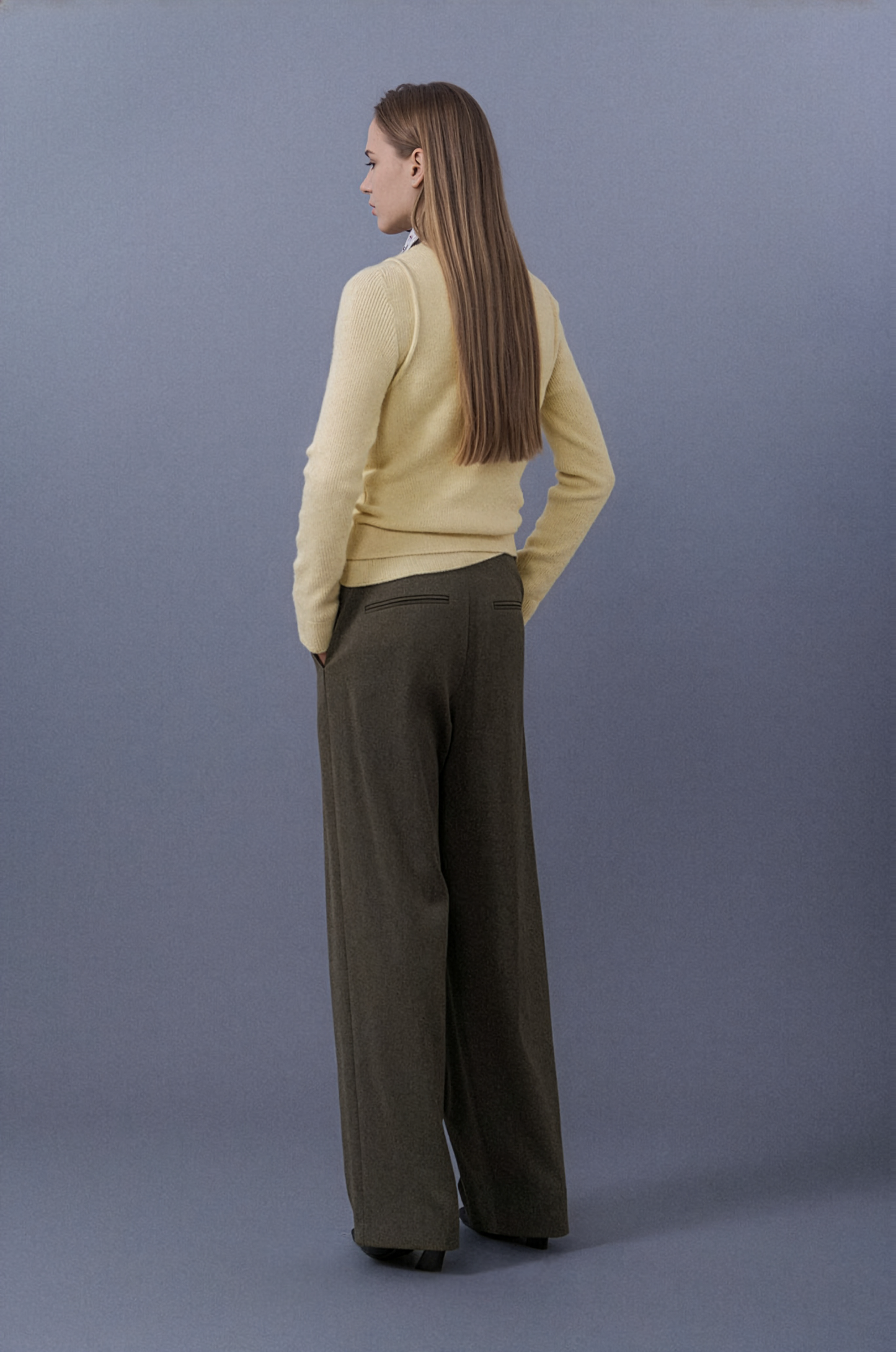 Whole-Garment Knit Top With Vest