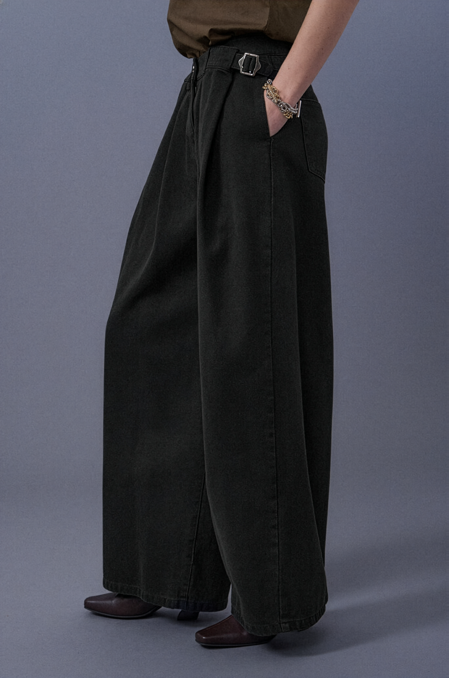 Volumed Wide Fit Denim Pants