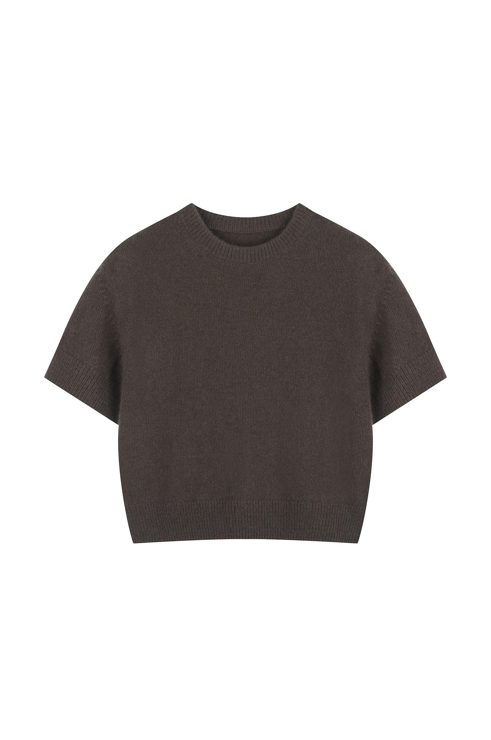 Basic Half-Sleeve Knit Top