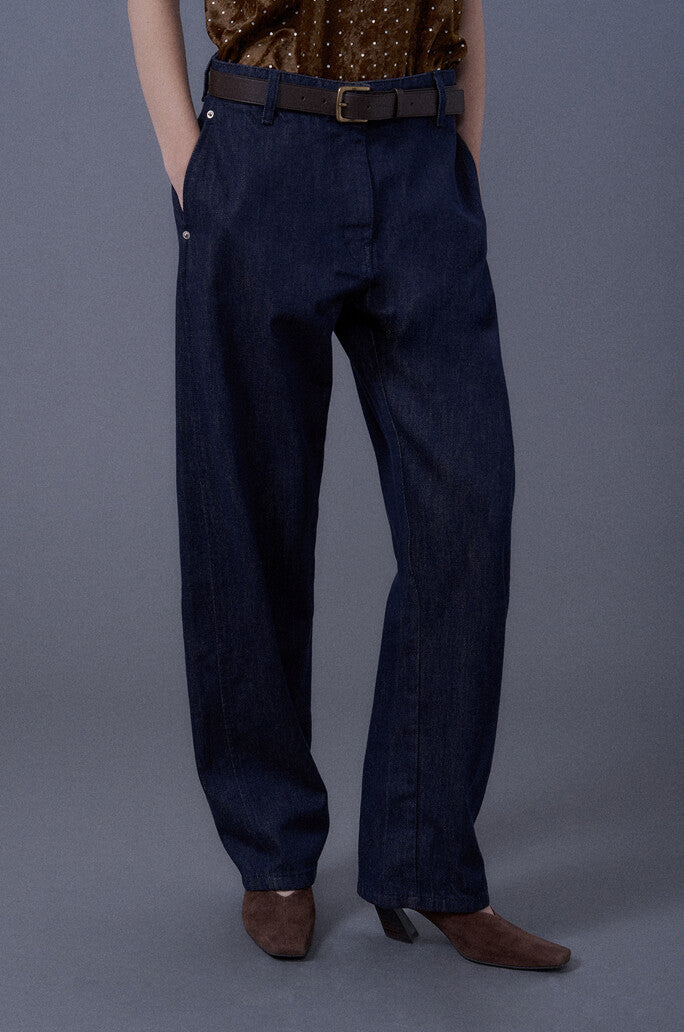 Curved Silhouett Denim Pants