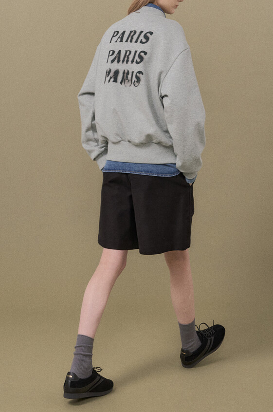 Back Logo Round Neck Sweatshirt