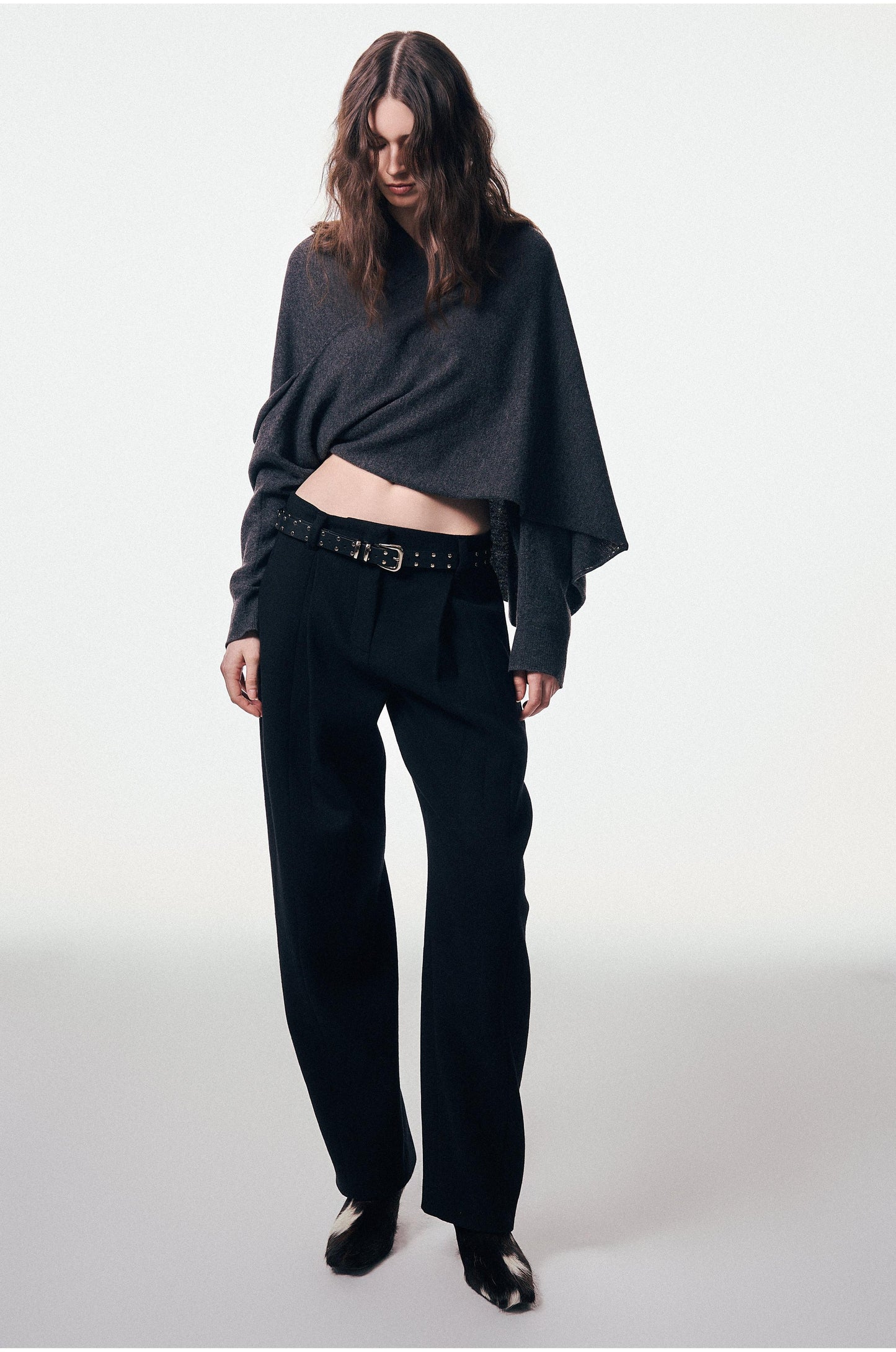 Curved Silhouette Trousers