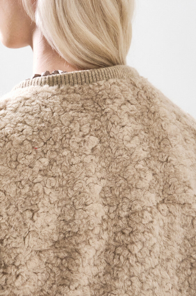 Bouclé Round-Neck Pocket Jacket