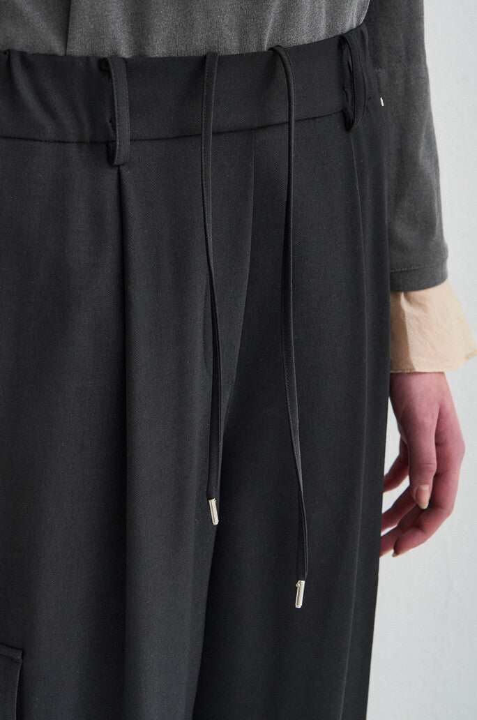 One-Tuck Drawstring Wide Cargo Pants