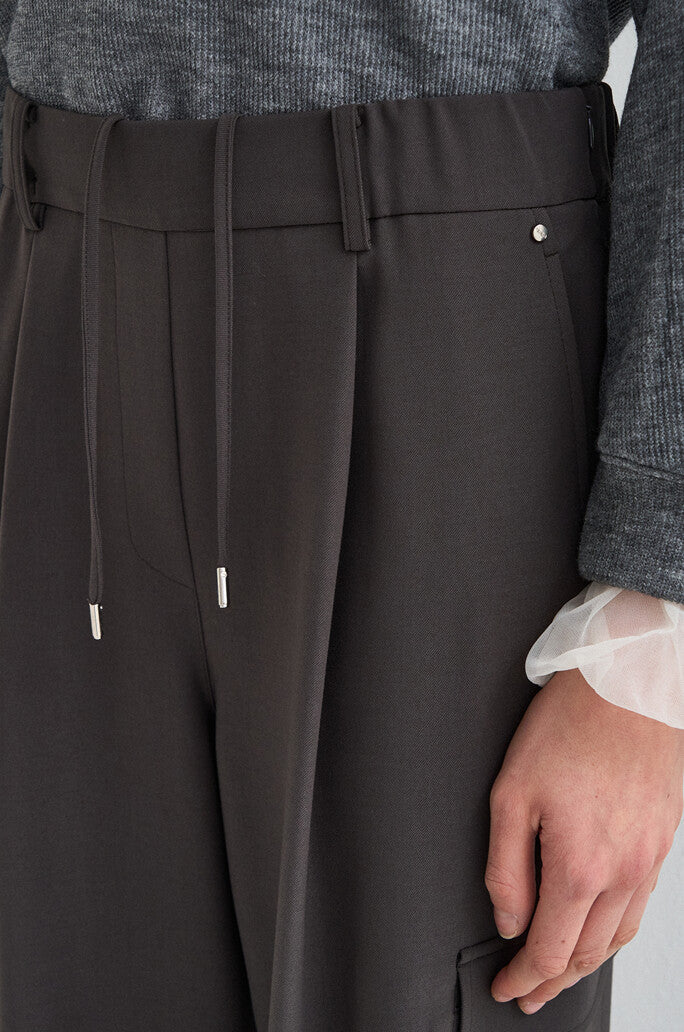 One-Tuck Drawstring Wide Cargo Pants