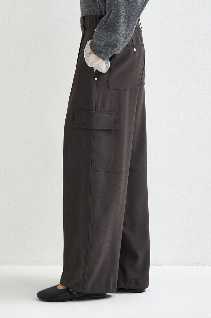 One-Tuck Drawstring Wide Cargo Pants