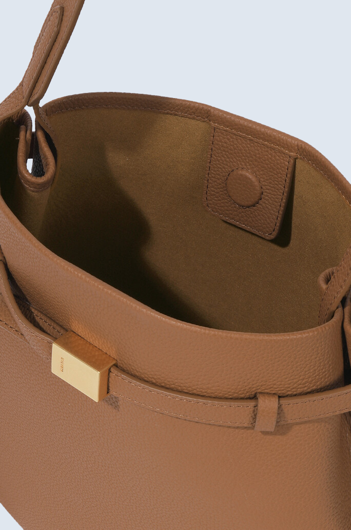 Curvea Belt Bag
