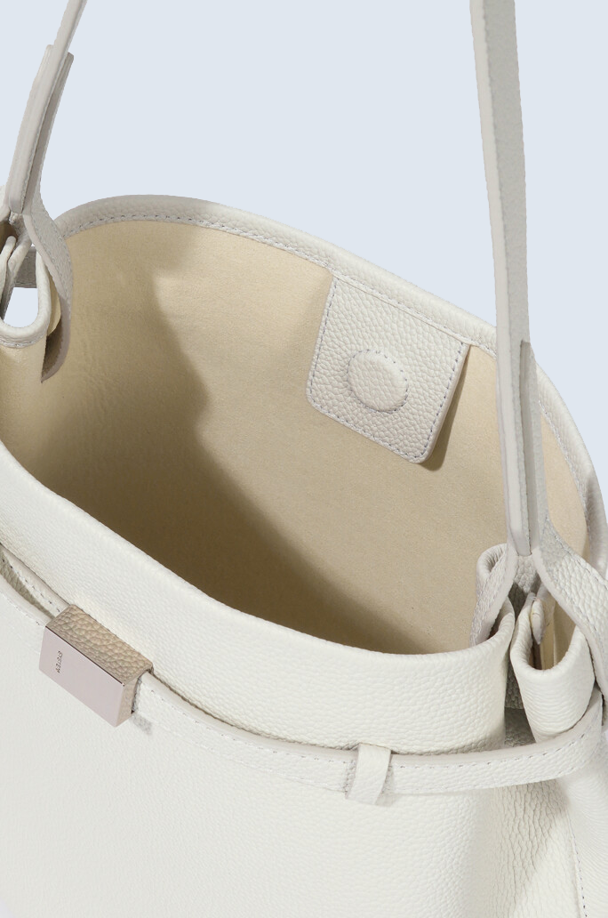 Curvea Belt Bag