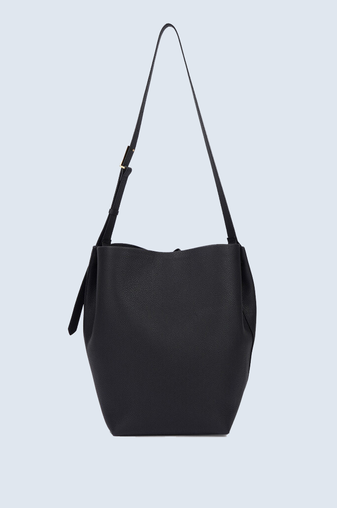 Curvea Bucket Bag