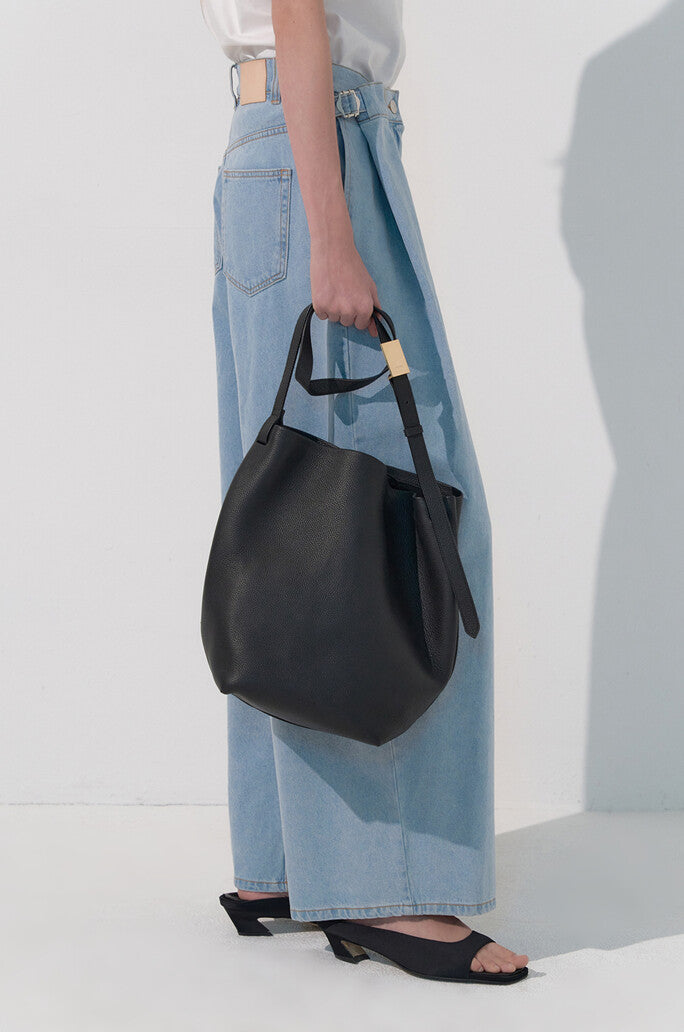 Curvea Bucket Bag